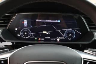 Audi e-tron 55 408pk quattro S edition 95 kWh SOH 94% HUD Elec stoelen Memory Camera ACC S-Line / 35