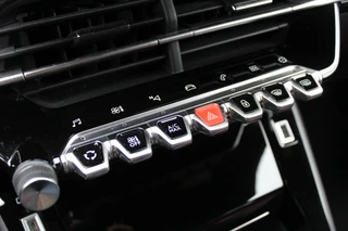 Peugeot 2008 1.2 PureTech 100PK Allure Pack  | Adaptieve Cruise | Origin NL | Dealer Onderhouden | Camera / 19