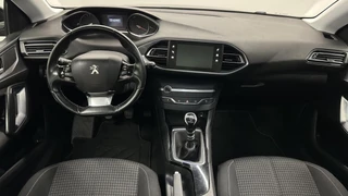 Peugeot 308 SW 1.2 PureTech Blue Lease Executive PANO CARPLAY NAVI. / 4