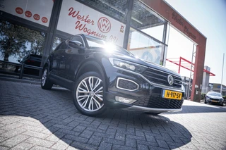 Volkswagen T-Roc 1.5 TSI Sport | Climate | Navi | Cruise | Camera | PDC / 18