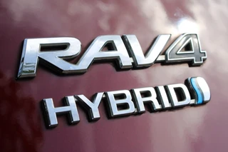 Toyota RAV4 2.5 HYBRID AWD EXECUTIVE Trekhaak / Leder / Schuif/kantel dak / A. klep elctr. / 18
