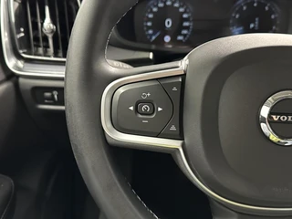 Volvo V60 2.0 B3 Momentum Advantage TREKHAAK CARPLAY NAVI ADAPTIEF CRUISE CAMERA. / 25