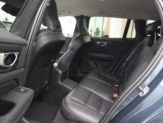 Volvo V60 2.0 T6 Recharge AWD 340PK Inscription | Memory | H&K Audio | Trekhaak / 8
