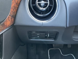 Jaguar XJ 3.0 V6 341 PK SC AWD LEDER SCHUIFDAK LMV / 24