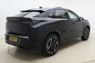 Peugeot e-3008 GT Long Range 230 97 kWh | DEMO | 8 jaar garantie | Panoramisch schuifdak | Stoelverwarming voor en achter | Alcantara bekleding | Navigatie | Camera / 2