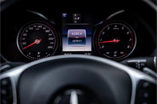 Mercedes-Benz GLC Coupé 250 4MATIC AMG Line  Burmester 20" Distronic Night / 19