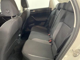 Volkswagen Polo 1.0 MPI Life / 8
