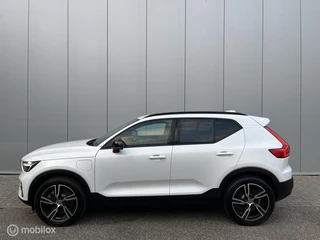 Volvo XC40 1.5 T4 Plug-in Hybrid 211PK Plus Dark H&K/PANODAK / 5