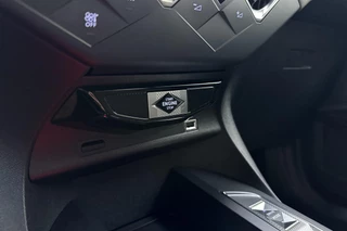 DS 3 Crossback E-Tense Performance Line+ 50 kWh | Navigatie | Camera | Keyless | Lichtmetalen velgen | Parkeersensoren | Extra getint glas / 27
