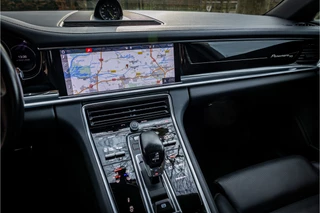 Porsche Panamera Sport Turismo 2.9 4 E-Hybrid 10 Years Edition  Krijt Stoelventilatie 21" Achterasbesturing Soft Close Panorama / 32