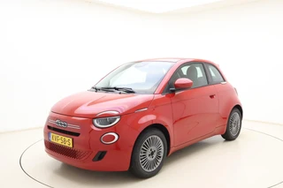 Fiat 500 1.0 Hybrid Torino Launch Edition | NIEUW UIT VOORRAAD | € 3.300 VOORRAADVOORDEEL | 8 Jaar speciale garantie | Climate control | DAB Radio | Lichtmetalen velgen