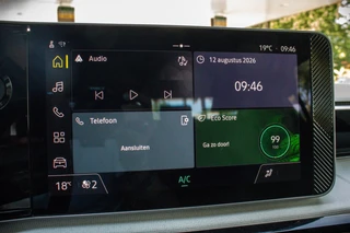 Renault 4 comfort range evolution 52 kWh | Dakrails | Privacy Glass | All Weather Banden | Camera / 9