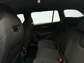 Škoda Octavia Combi 1.0 e-TSI Sport Business / 27