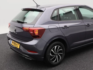 Volkswagen Polo 1.0 TSi Life | Airco | Parkeersensoren | Adaptive Cruise | CarPlay | Navigatie | 15 Inch | 91.095 Km !! / 15
