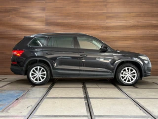 Skoda Kodiaq 1.5 TSI Ambition 7p. | 7-persoons | Carplay & Android Auto | Trekhaak | Camera | Stoelverwarming | KESSY | 18 Inch / 5