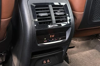 BMW X3 xDrive30e Panoramadak Merino Leder Apple CarPlay Achteruitrijcamera / 38