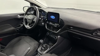 Ford Fiesta 1.0 EcoBoost Hybrid Titanium NAVI CRUISE CARPLAY. / 16