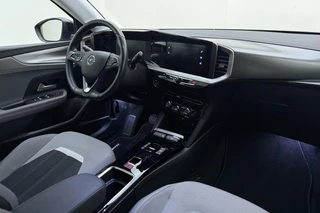 Opel Mokka Electric Level 3 50 kWh | Applecarplay/Android auto | Cruise control | Stoel/Stuurverwarming | Warmtepomp | Climate control | / 17