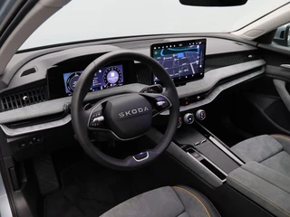 Skoda Superb Combi 1.5 TSi 204 Pk PHEV Edition | Panoramadak | Stoelverwarming | Camera | Trekhaak | Adaptive Cruise | 17 Inch | 23.131 Km !! / 5