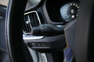 Volvo V60 2.0 T6 TE AWD MomPro / 24
