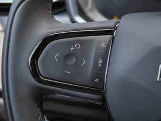 Lynk & Co 01 1.5 | Black Edition | Panoramadak|360° Camera|ACC|Stoelverwarming|Navi|Carplay / 9