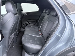 Kia XCeed 1.5 T-GDi GT-Line Automaat  - Kantel / Schuifdak  - Apple Carplay / Android Auto - Navigatie - ACC - Climate Control - Stoel / Stuurwielverwarming - Fabrieksgarantie tot 04-2032 / 34