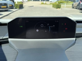 Toyota C-HR+ EXECUTIVE AWD 77 kWh NIEUW & DIRECT LEVERBAAR!! PREMIUM PACK PANO-DAK BLIND-SPOT PARK-SENSOREN 360° CAMERA STOEL/STUURVERW WARMTEPOMP EL-ACHTERKLEP / 26