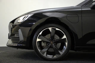CUPRA Leon Sportstourer 1.4 e-Hybrid Navigatie | LED | 18 inch | Stuurverwarming | / 7