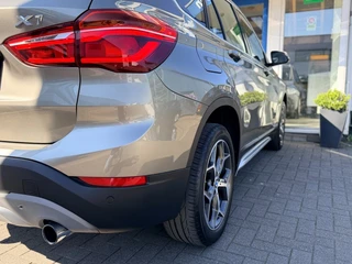 BMW X1 X1 sDrive20i High Executive I Leer I Camera I Trekhaak / 22