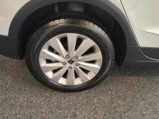 SEAT Arona 1.0 EcoTSI Style Business Connect DSG AUTOMAAT uit 2024 Rijklaar + 12 maanden Bovag-garantie Henk Jongen Auto's in Helmond,  al 50 jaar service zoals 't hoort! / 17