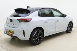 Opel Corsa 1.2 Turbo Hybrid Ultimate | NIEUW | € 5.500,- VOORRAADVOORDEEL | Massagestoelen | Leder Alcatanrabekleding |8 jaar fabrieksgarantie | Zwart dak | 17" Lichtmetalen velgen Diamant / 2