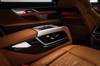 BMW 7-serie 730Ld xDrive High Executive | LUCHTVERING | COPILOT PACK | MASSAGE | SOFTCLOSE | 360 CAMERA / 16