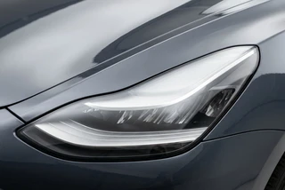 Tesla Model 3 Stnd.RWD Plus 60 kWh Pano | Leder | Autopilot / 9