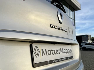 Renault Scénic 1.3 TCe 115 Limited  | Stoelverwarming | All Seasons | Navigatie | 1800KG Trekgewicht | Camera | DAB | Climate Control | Reservewiel | Apple CarPlay/Android Auto / 47