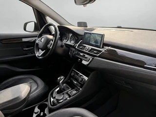 BMW 2-serie Active Tourer 225xe iPerformance High Executive LEER - CAMERA - HUD / 16