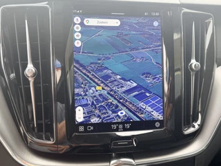Volvo XC60 2.0 B4 Momentum Business  | Keyless | LED | Apple/Android | PDC v+a incl. Camera | Google | Elekt. Klep / 37