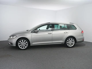 Volkswagen Golf Variant 1.5 TSI Highline Business R | Stoelverwarming | Camera | Virtual | ACC | / 14