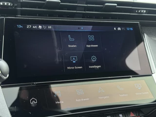 Peugeot 308 1.2 Hybrid 145 e-DCS6 Allure | Adaptive Cruise Control | Stoelverwarming | Climate Control | Parkeercamera/-sensoren | Navigatie | Apple Carplay/Android Auto | Full LED | Draadloze telefoonlader | / 18