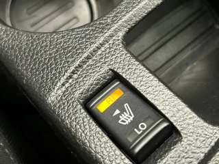 Nissan Qashqai 1.2 N-Connecta | Panoramadak | Navigatie | 360 camera | Stoel Verwarming | Cruise/Control | Climate/Control | / 33