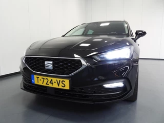 SEAT Leon Sportstourer 1.0 eTSI Aut. Style Business Intense NAVI/CAMERA/LED/TREKH./17"LMV! / 36