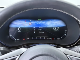 Kia XCeed 1.5 T-GDi GT-Line Automaat  - Kantel / Schuifdak  - Apple Carplay / Android Auto - Navigatie - ACC - Climate Control - Stoel / Stuurwielverwarming - Fabrieksgarantie tot 04-2032 / 24