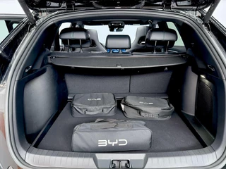 BYD Seal U PHEV DM-I Boost – Efficiënt en slim voor elke rit / 12
