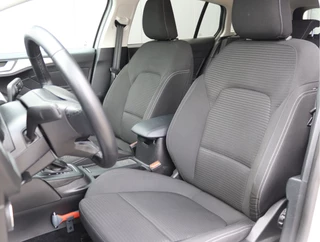 Ford Focus Wagon 1.0 EcoBoost Hybrid Titanium  | Trekhaak | Navigatie | Org. NL / 4