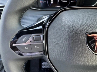 Peugeot 2008 Envy 1.2 Hybrid 110pk e-DSC6 | Apple Carplay/Android Auto | Achteruitrijcamera | Airco | Draadloze Telefoonoplader | Keyless entry/start | Parkeersensoren | Adaptief Cruise Control / 16