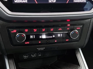 Seat ARONA 1.0 TSI Style Business Intense | Automaat | Navigatie | Airco | Parkeersensoren achter | BTW / 25