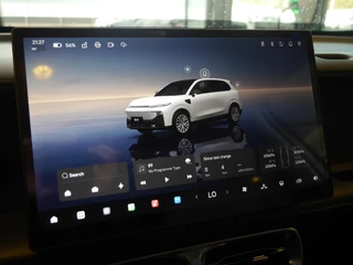 Leapmotor B10 Design ProMax 67.1 kWh Wltp 434km | 750kg trekgewicht | Stoel en stuur verwarming | 360 graden camera | Lederen bekleding | Panoramadak | Led | Regensensor | Sfeerverlichting | Elektrisch verstelbare voorstoelen / 21