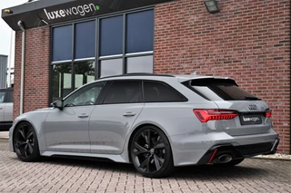 Audi RS6 Avant 4.0 TFSI quattro  Nardo Ceramic Pano Trekh Sportuitl HUD ACC Dynamic+ 4WS / 7