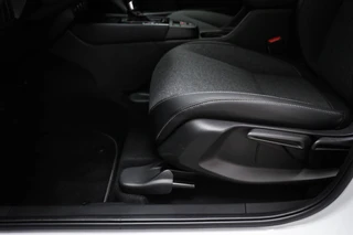 Honda Jazz 1.5 e:HEV Advance | STUURVERWARMING | DAB | APPLE | CAMERA / 30
