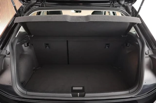 Volkswagen Polo 1.0 TSI 95pk Go Parkeersensoren Carplay / 38