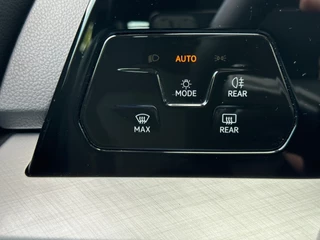 Volkswagen Golf Variant 1.5 eTSI DSG Life Trekhaak | Navi | Adap. Cruise | 4-season | Rijklaar incl. garantie / 12